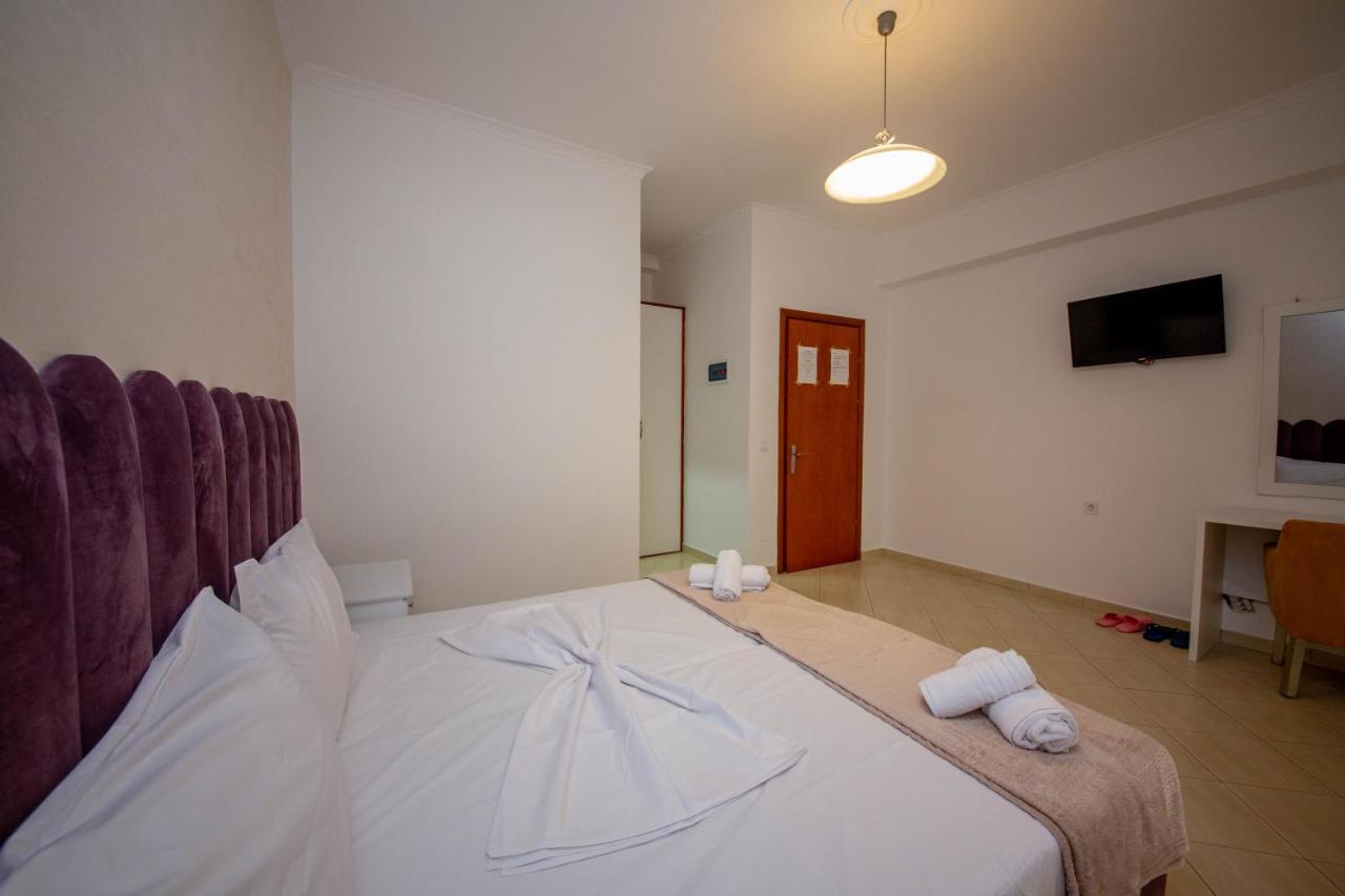 Hotel Keliani ซารานเดอ ภายนอก รูปภาพ